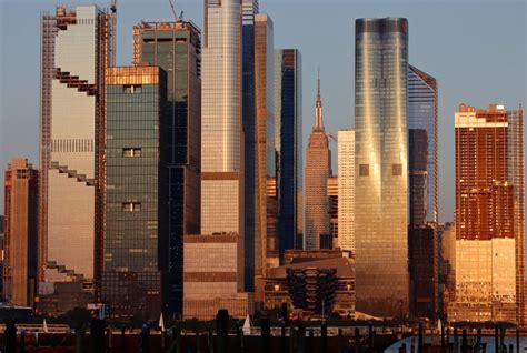 manhattan realty group|manhattan commercial realty.